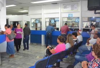 Proponen descuentos en el pago de agua potable para adultos mayores
