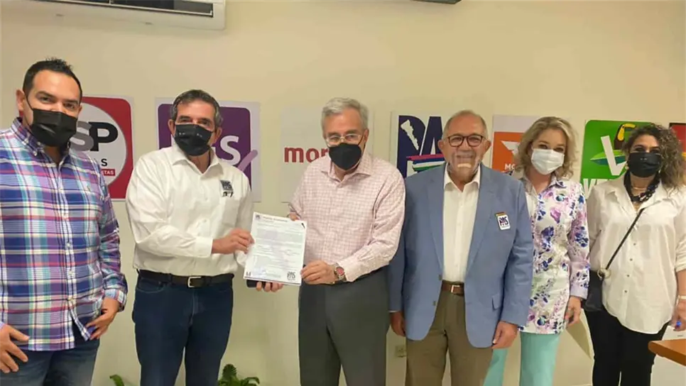 El Químico Benitez acompaña a Rocha en su registro como candidato común de Morena y PAS
