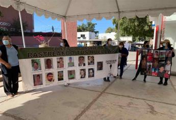 Marchan en Guasave madres del colectivo Rastreando Tus Huellas
