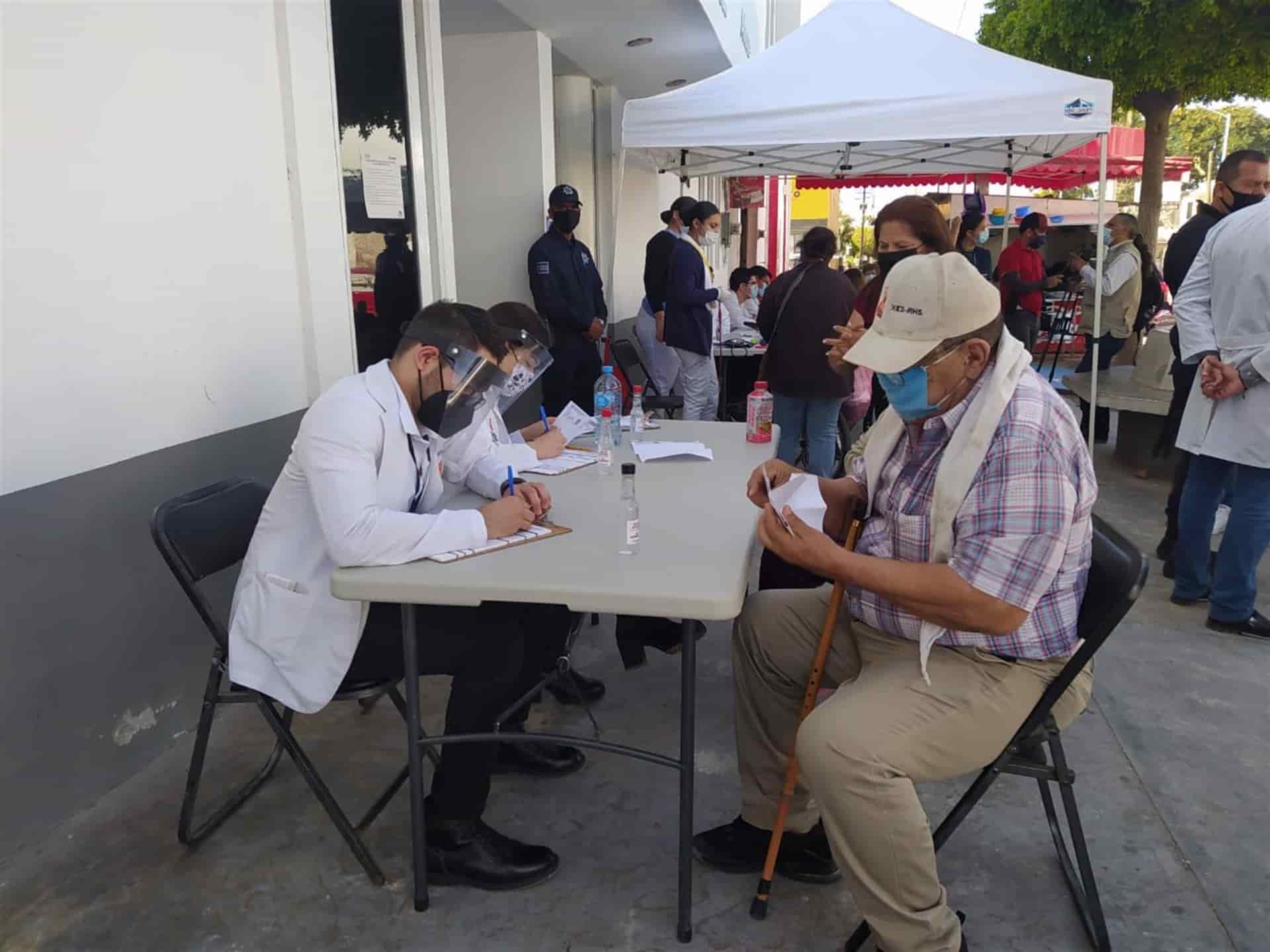 Salud Ahome reactiva la campaña de Operación de Cataratas Gratis