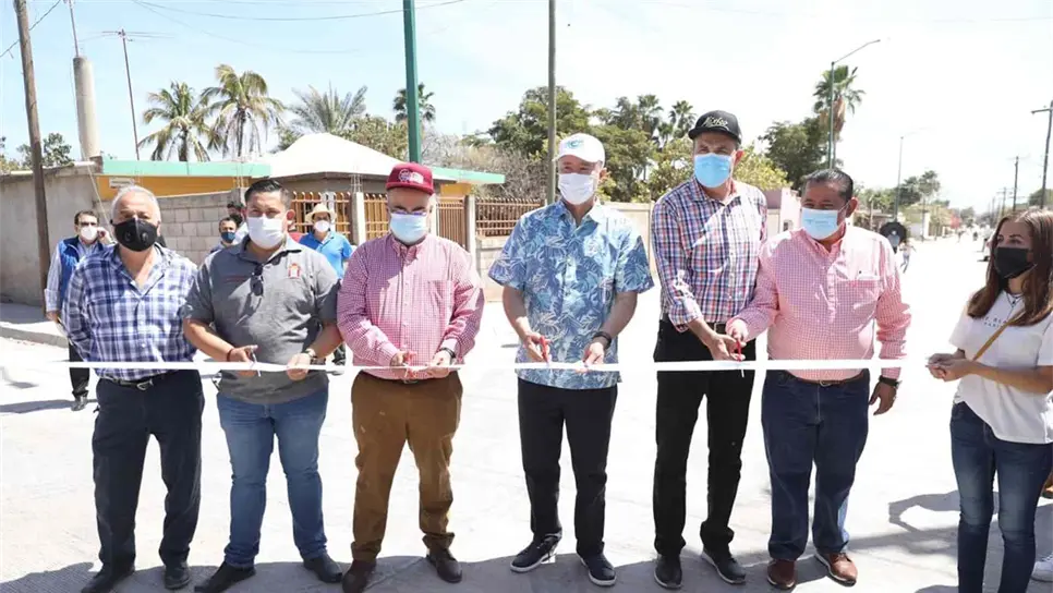Hay inversión histórica de pavimentación en Culiacancito: Quirino