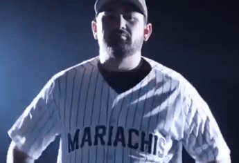 Mariachis hace oficial la llegada de Adrián González