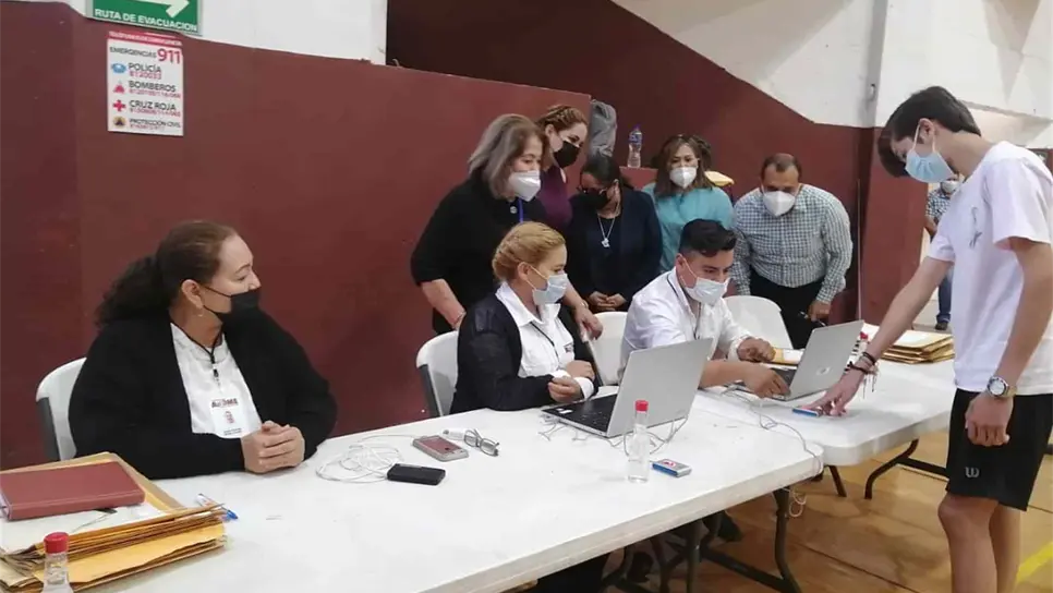 Más de 5 mdp en becas se entregaron a 4 mil estudiantes de Ahome