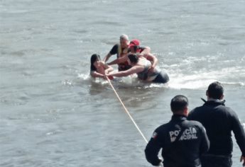 Casi se ahogan mujer y menor en el río de Ayuné