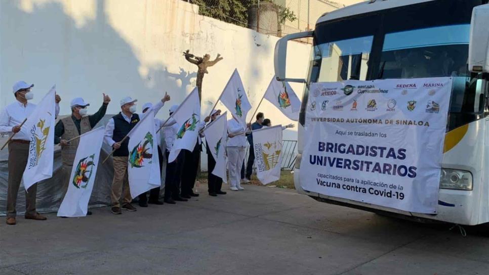 Mil brigadistas de la UAS se concentran para vacunarán contra el Covid-19 en Culiacán