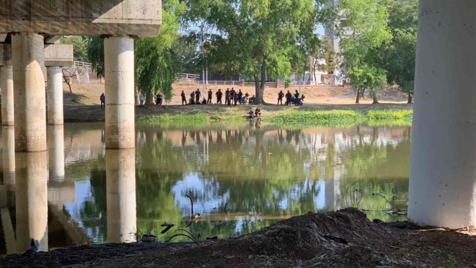 Hombre se tira a las aguas del río Tamazula en Culiacán