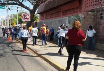 Saturan punto de vacunación contra el Covid-19 en Culiacán