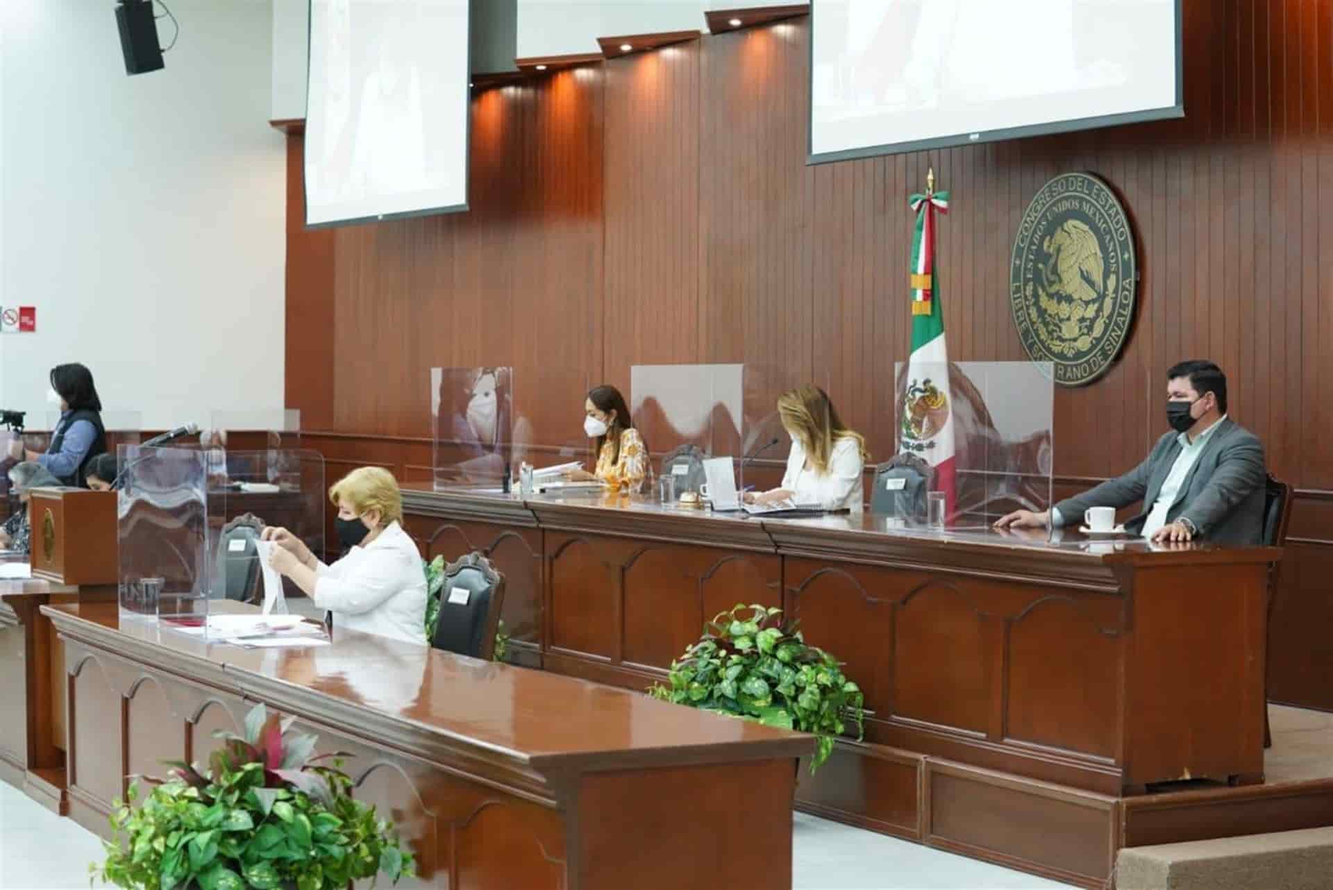 Suplentes del Congreso de Sinaloa toman sus puestos en Comisiones Permanentes