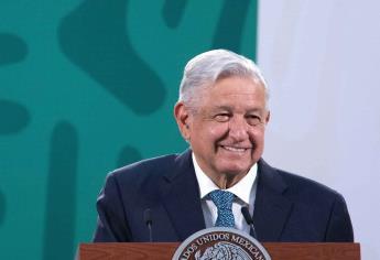 López Obrador denuncia atentado a la democracia por parte del INE