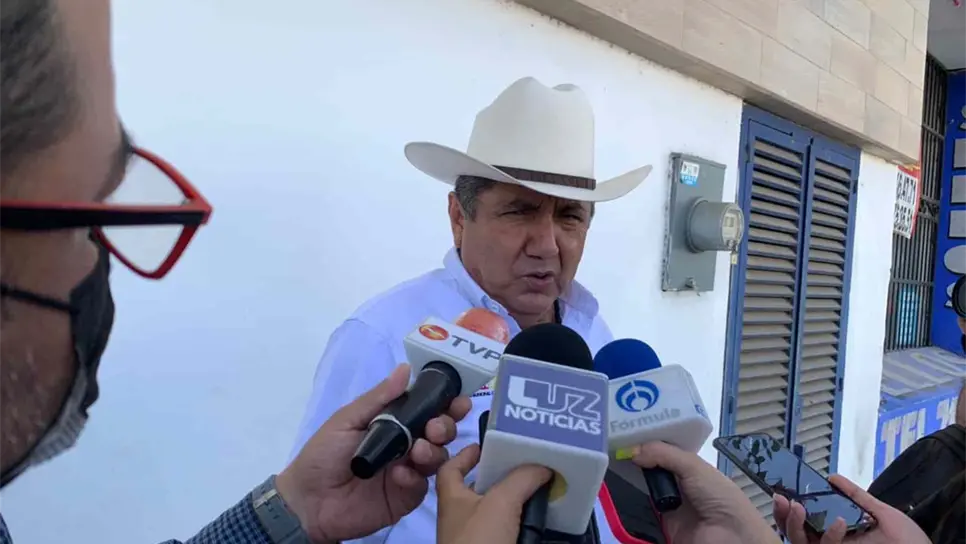 Invertiré y modernizaré los semáforos de Culiacán: Faustino Hernández