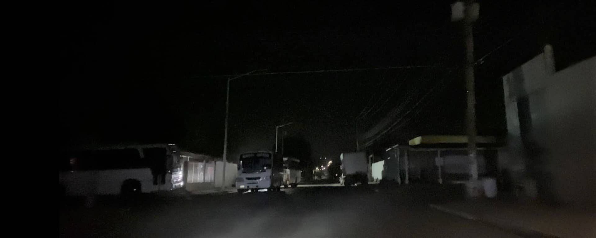 Vecinos de la Díaz Ordaz, en Culiacán, viven a obscuras