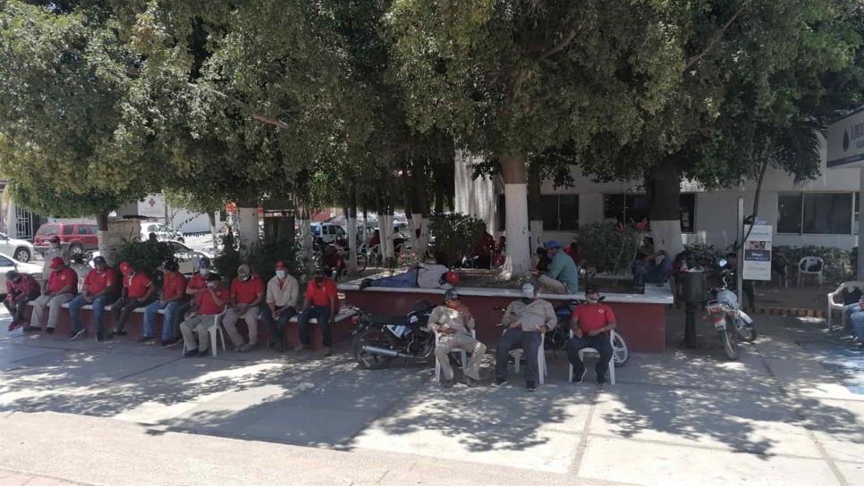 De nueva cuenta protestan sindicalizados del Ayuntamiento de Guasave