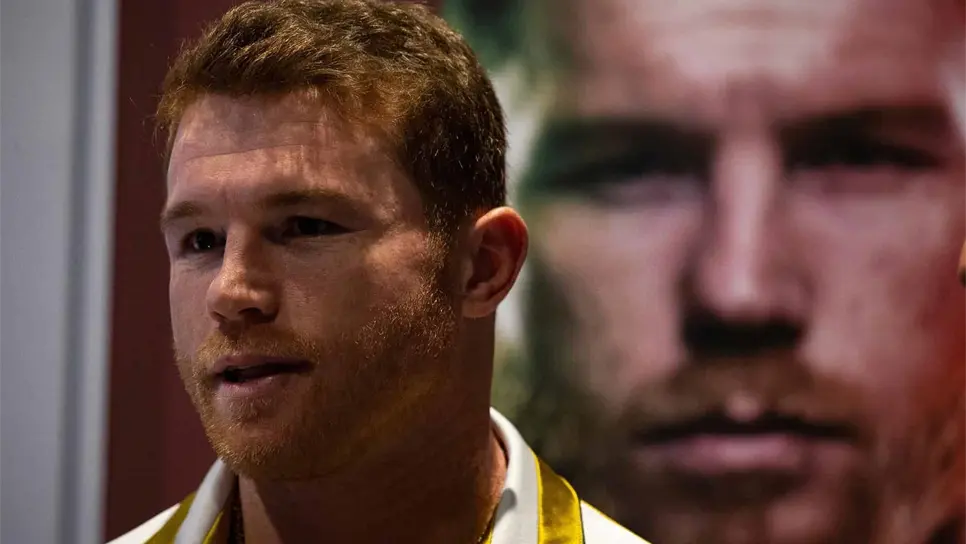 Canelo y sus 100 gasolineras