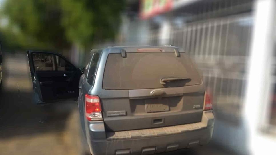 Detienen a dos jóvenes con camioneta robada en Culiacán