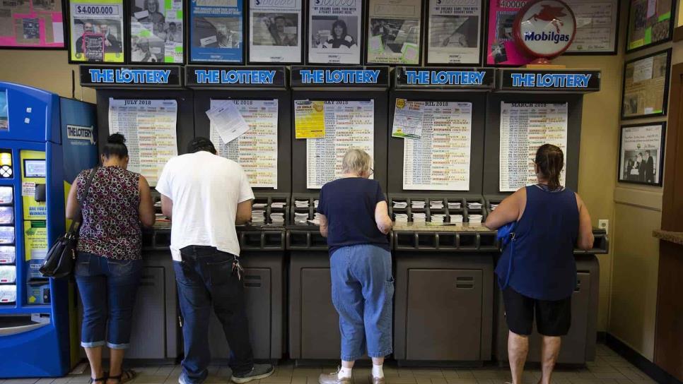 Mujer dice que perdió en lavadora billete de lotería ganador de 26 millones