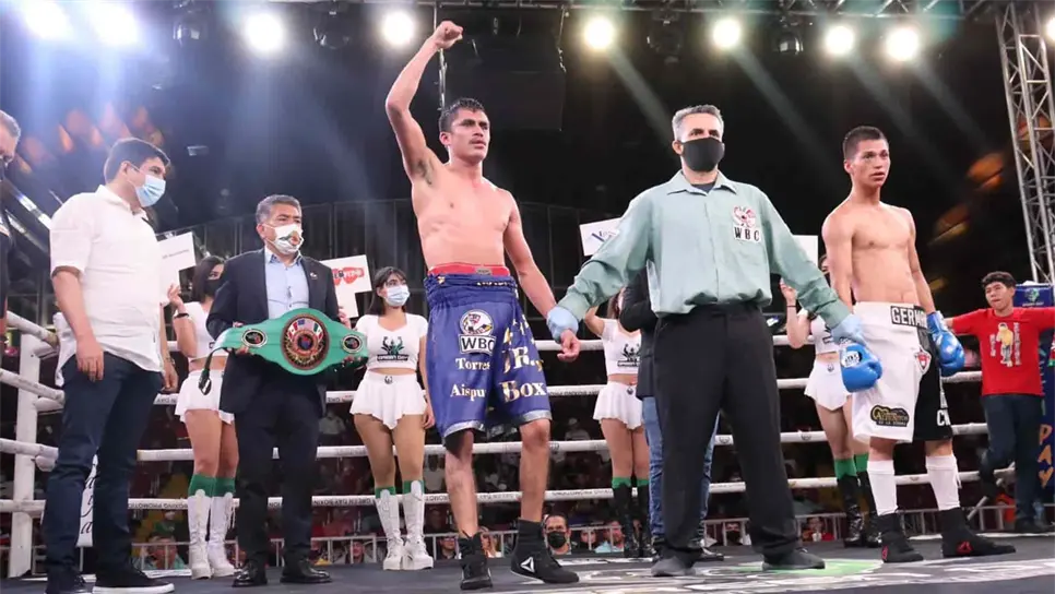 Popotitos Torres se lleva el título Minimosca de La NABF