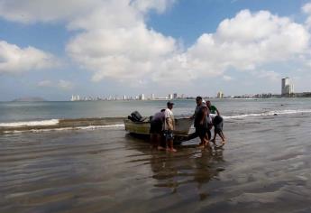 Aprovechan pescadores últimos días de “pajaritos”