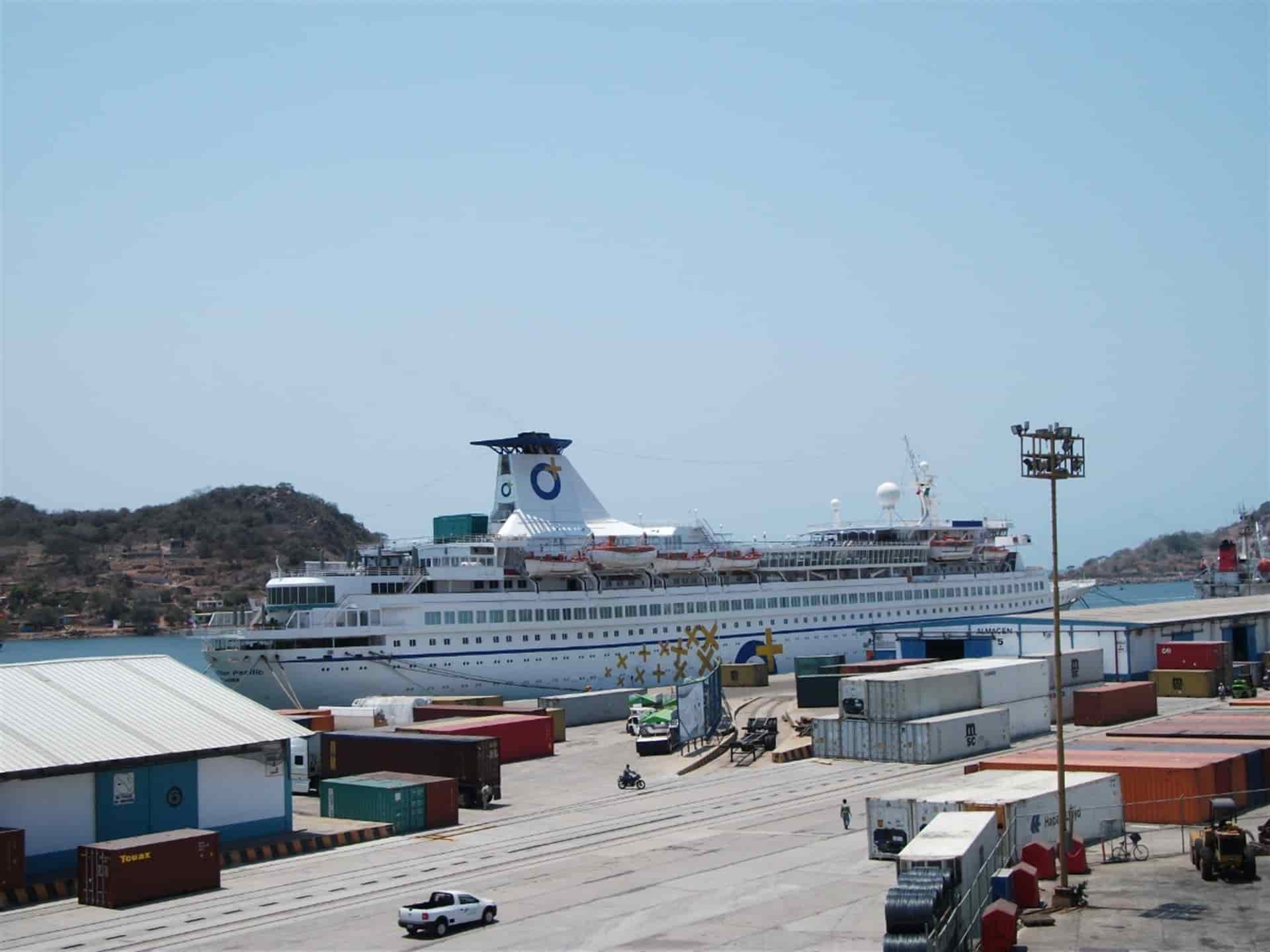 El muelle industrial le queda chico a Mazatlán: Kasuga Osako
