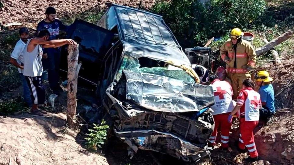 Accidente deja dos lesionados sobre la México 15, en Tamazula II