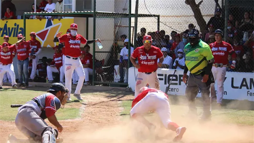 Ejido México y Juan José Ríos barren en sus series