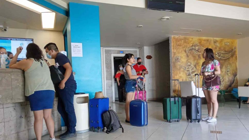 Ambiente electoral tranquilo alienta el turismo en Mazatlán