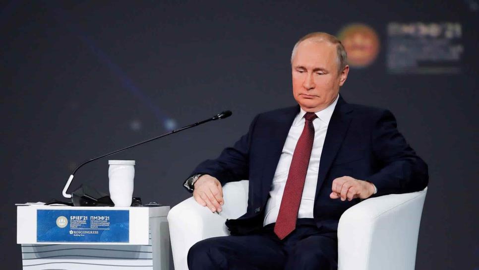 Putin alerta de riesgos por una recuperación desigual de la economía global