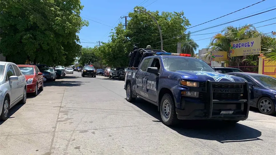 Policía Municipal de Ahome resulta herido de bala en una pierna