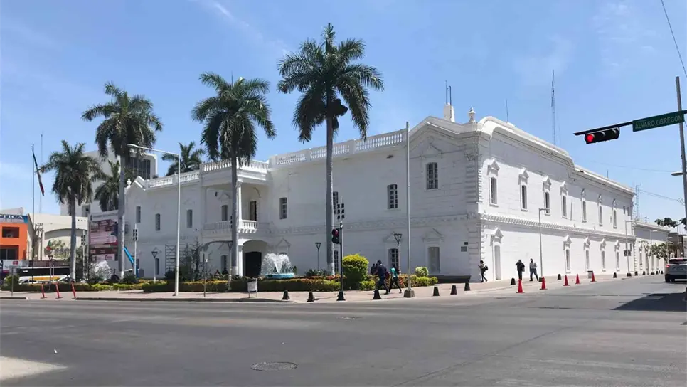 Regresan 25 de los 45 funcionarios del Ayuntamiento que se fueron a campaña