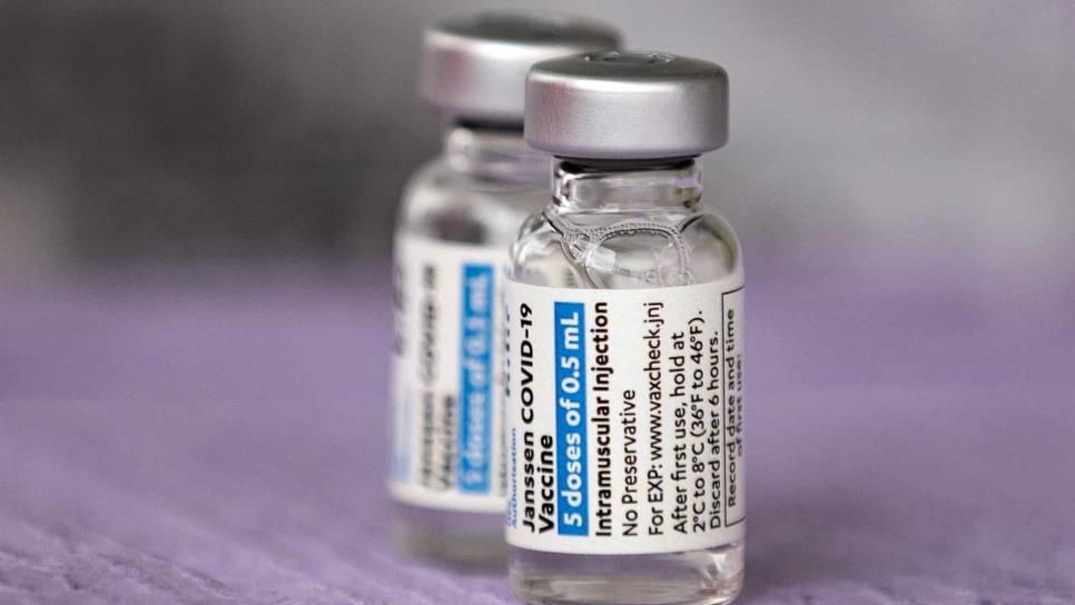 Estados Unidos ordena tirar millones de vacunas de J&J de la fábrica que tuvo problemas