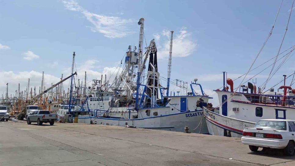 Acusan pescadores exceso de trámites en Capitanía de Puerto