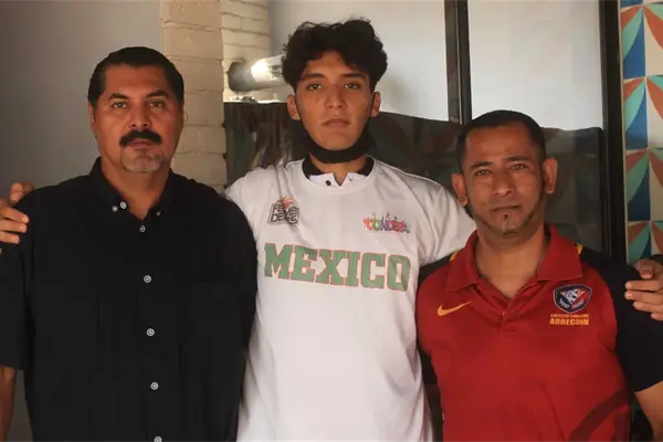 Octavio Moya, basquetbolista sinaloense que representará a México en Serbia Octavio Moya, basquetbolista sinaloense que representará a México en Serbia