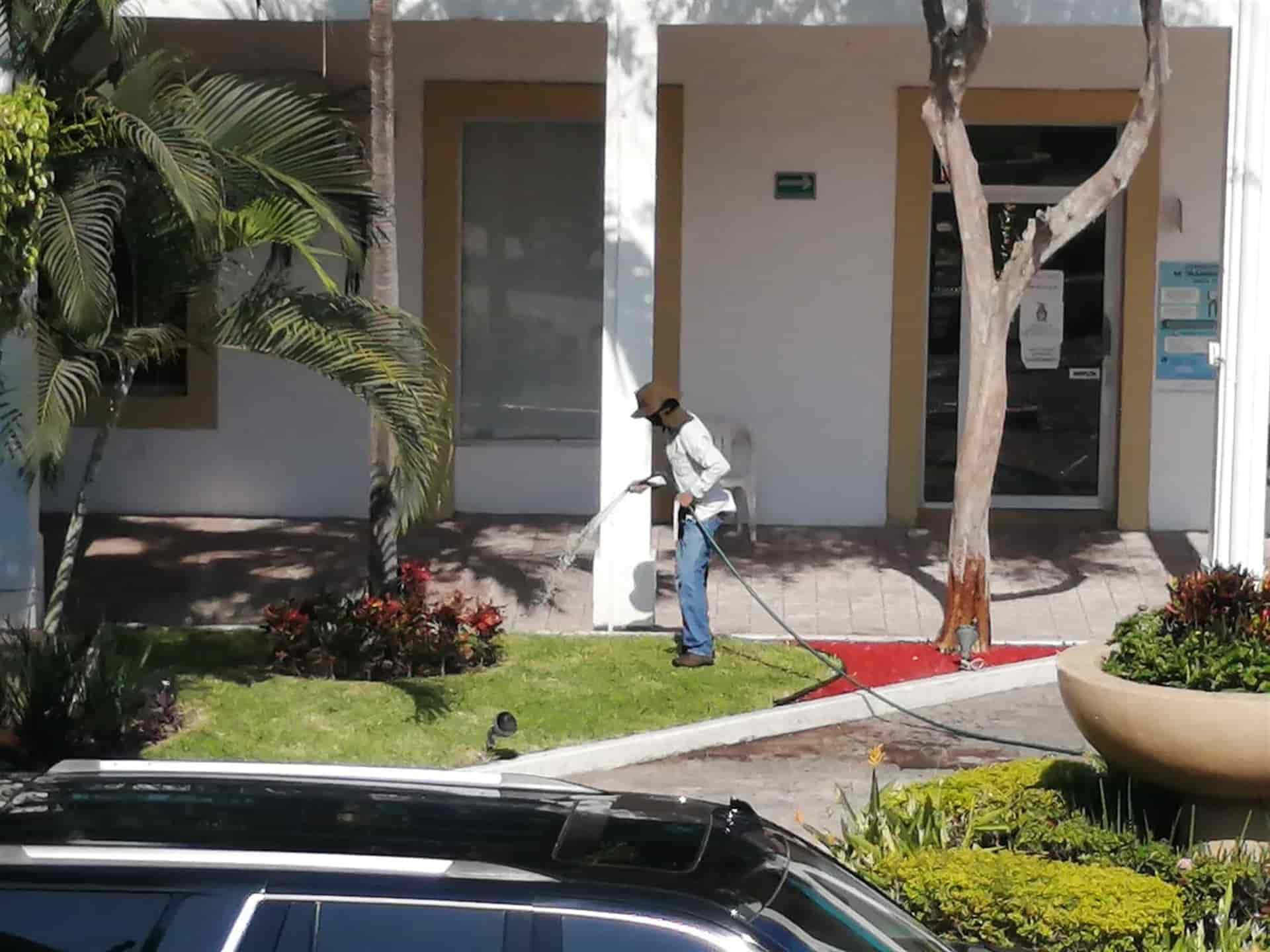 Alistan plan piloto para regar áreas verdes con agua tratada en Mazatlán