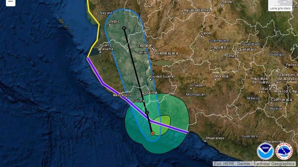 La tormenta Dolores toca tierra entre Colima y Michoacán