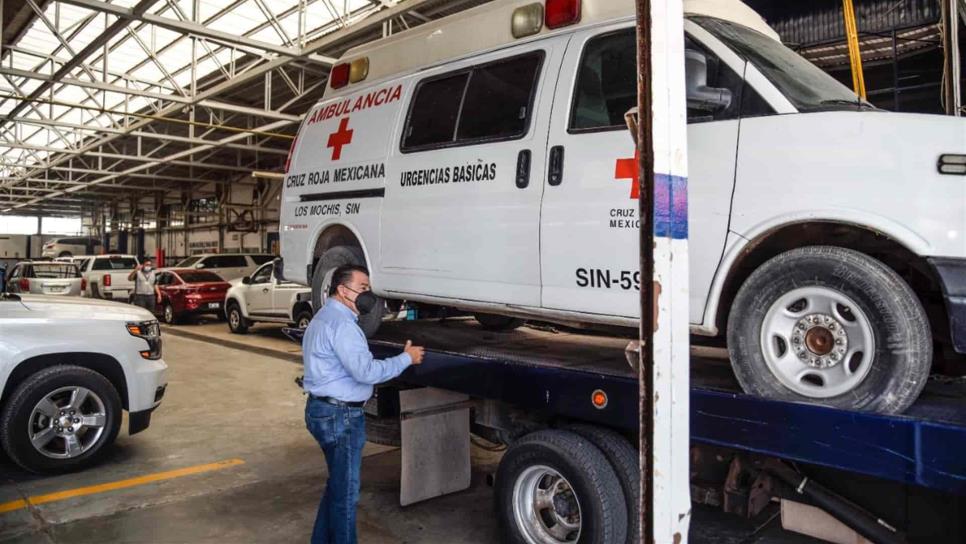 Inicia Ayuntamiento la reparación de ambulancia de Cruz Roja de Villa de Ahome