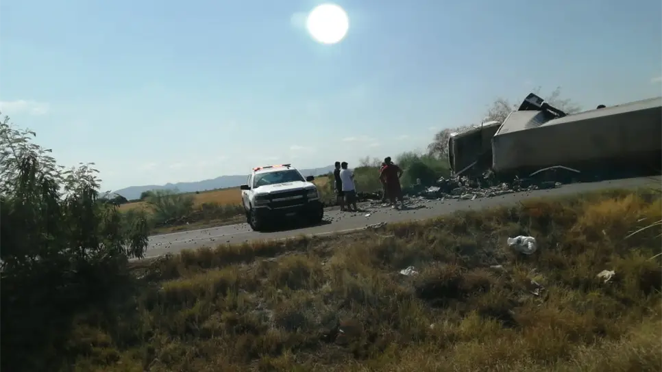 Accidente en la México 15 deja a cuatro personas lesionadas