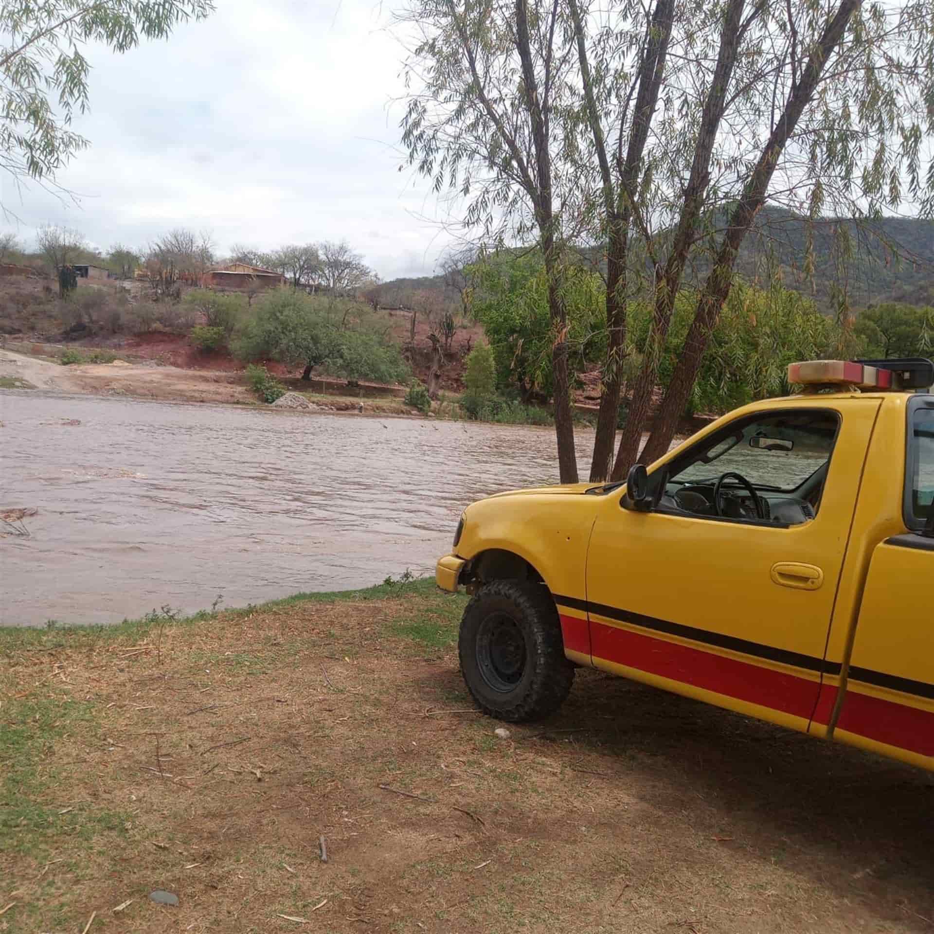 Llaman a evitar cruzar arroyos y tirar basura en El Fuerte