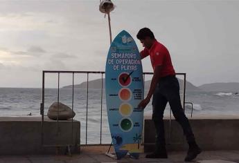 Cierran playas en Mazatlán por mal tiempo