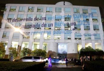 Protestan ante las oficinas de Pfizer en México para que libere patentes
