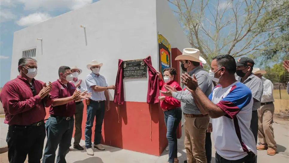 Ayuntamiento de Guasave entrega y supervisa obras en Las Cañadas 2 y Palos Verdes