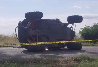 Muere joven mujer al volcar en un rzr en Guasave; hay dos lesionados