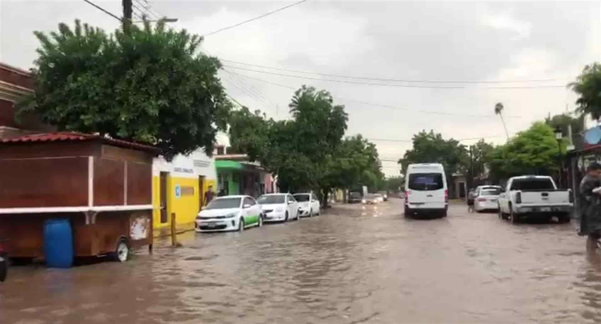Caen hasta 30 milímetros de lluvia en El Fuerte