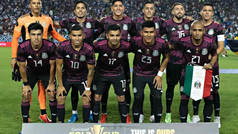 México gana y avanza como primero de Grupo