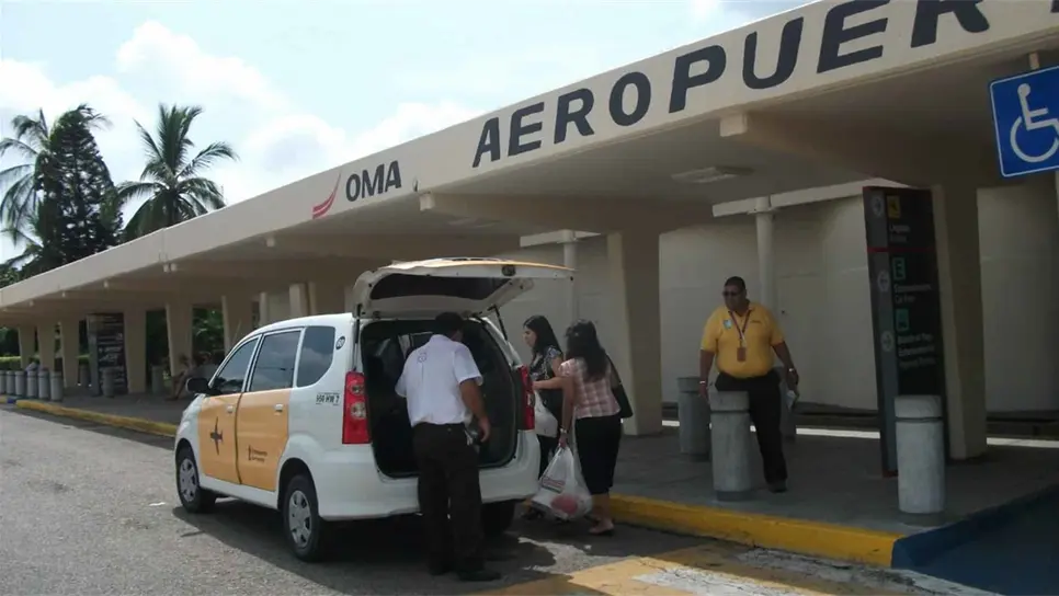 Baja demanda de pasajeros por avión a Mazatlán durante julio