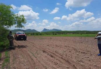 Brota fuga de combustible de ducto de Pemex en Guamúchil