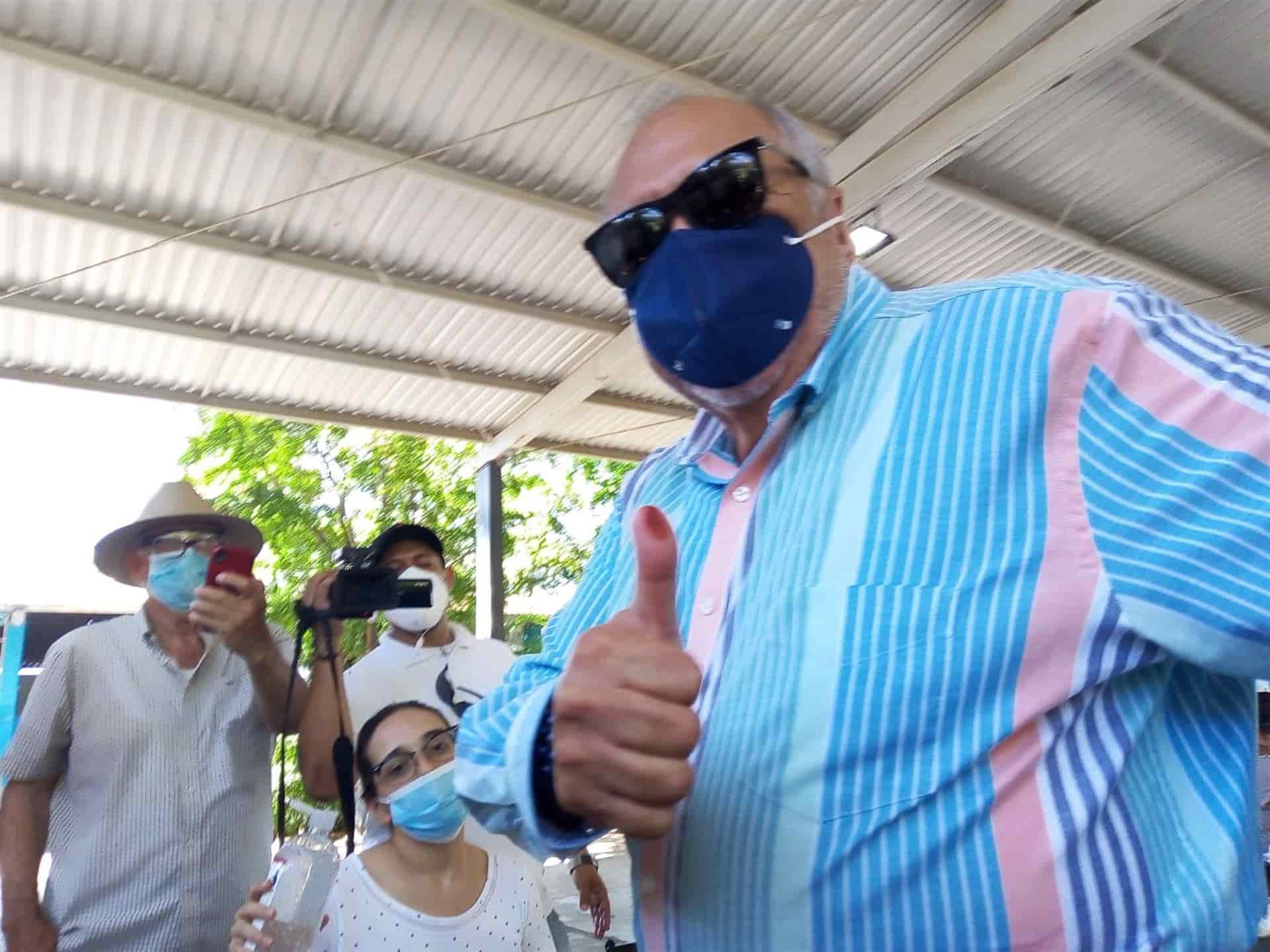 Químico Benítez dice sí a enjuiciar a expresidentes