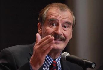 El expresidente Vicente Fox y su esposa se hospitalizaron por covid