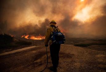 Al menos 8 desaparecidos en zona afectada por enorme incendio en California