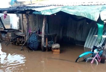 Hasta mil casas están afectadas en El Rosario por lluvias del miércoles