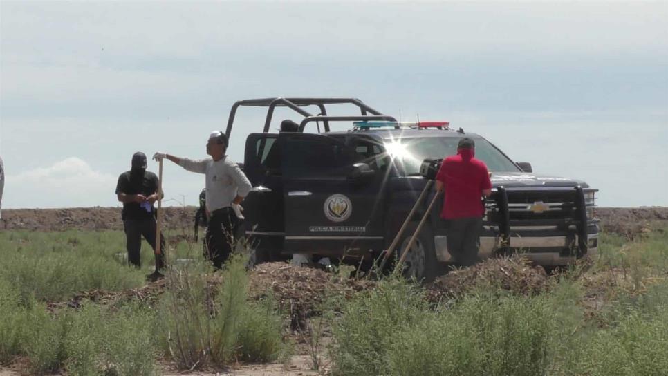 FGJE identifica y entrega restos de dos hombres encontrados en fosas clandestinas