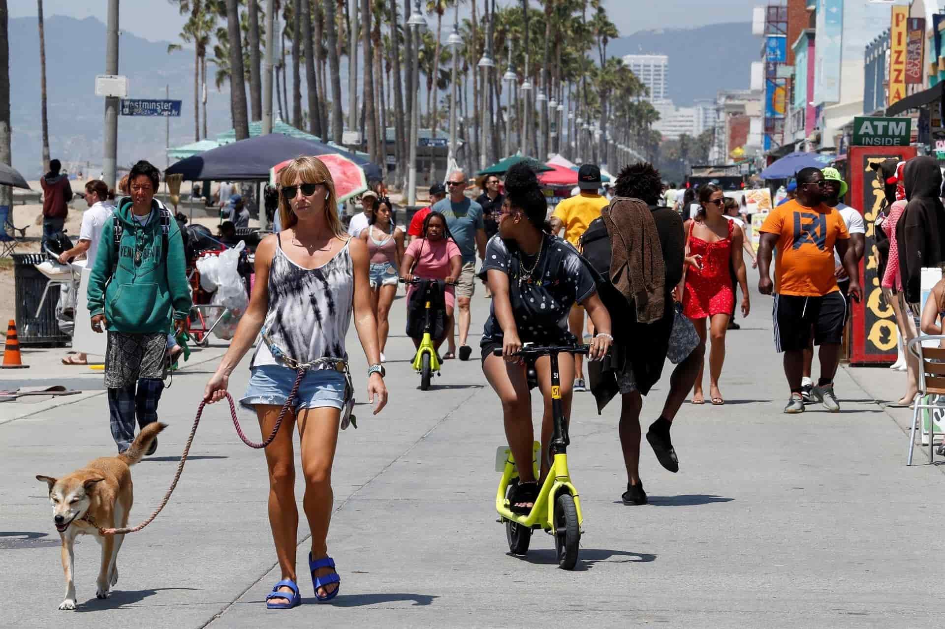 Hispanos y otras minorías impulsan el crecimiento demográfico en EEUU